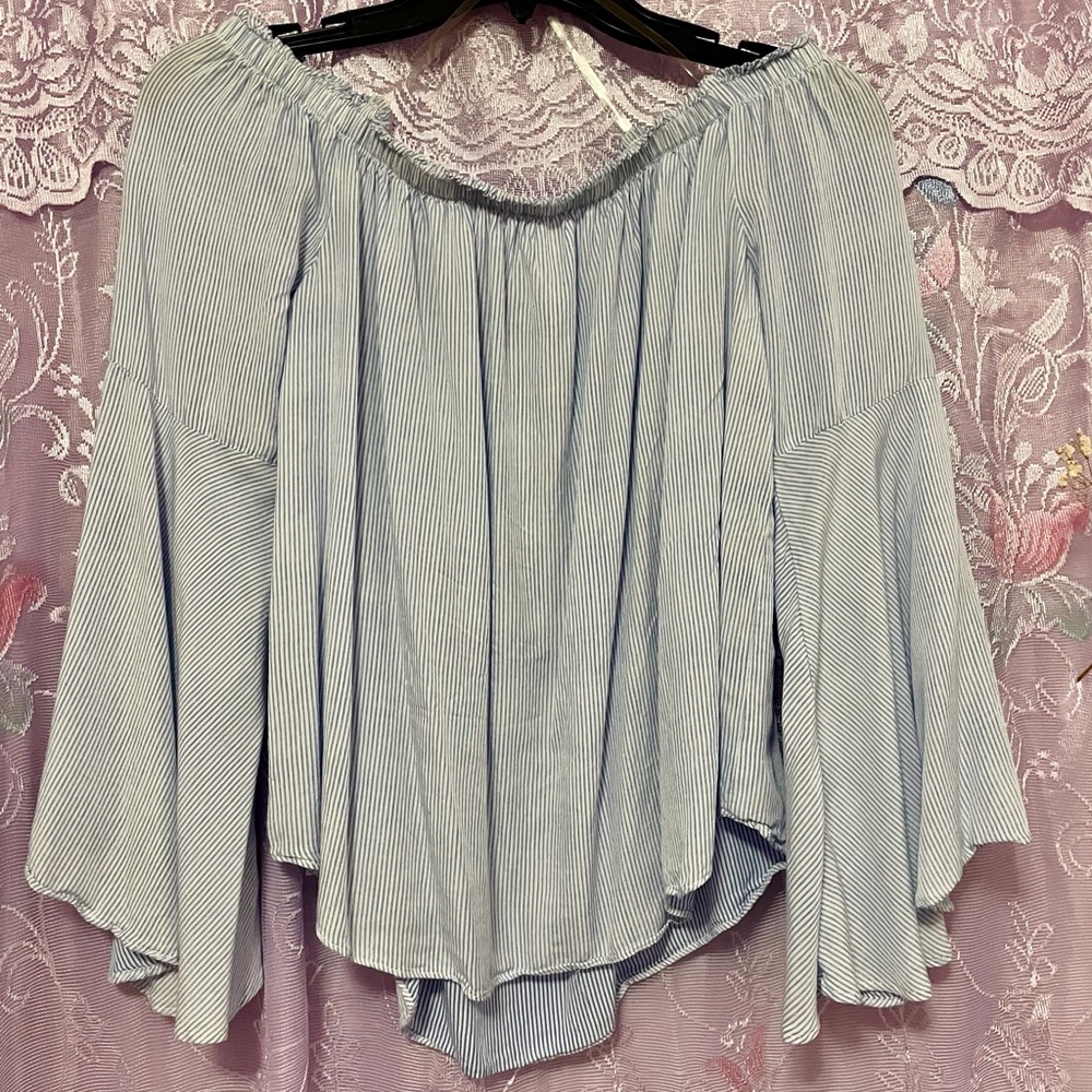 🌈SOLD Super cute blue & white striped off shoulder top!